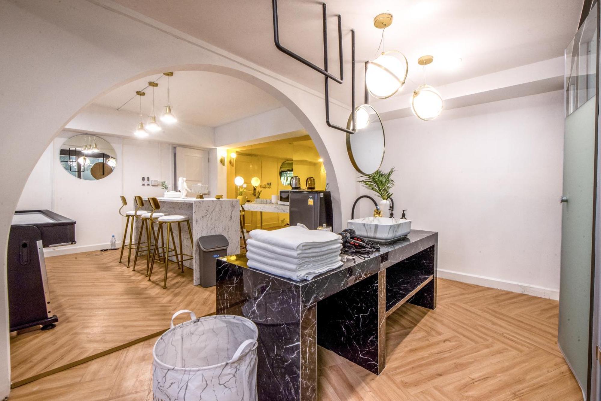Theme Boutique Hotel Bangkok Makkasan Oda fotoğraf
